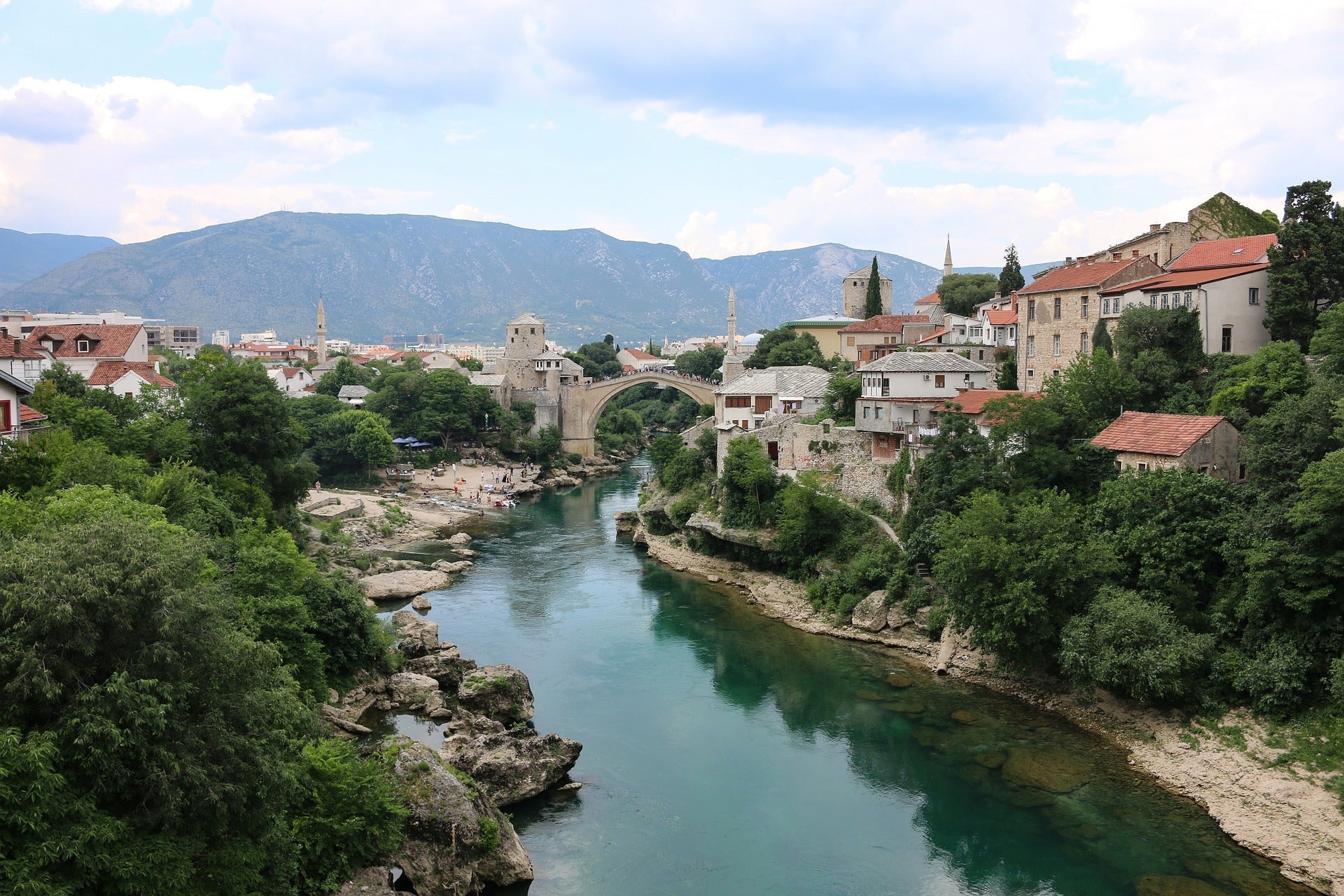 Bosnia and Herzegovina eSIM - Roamic
